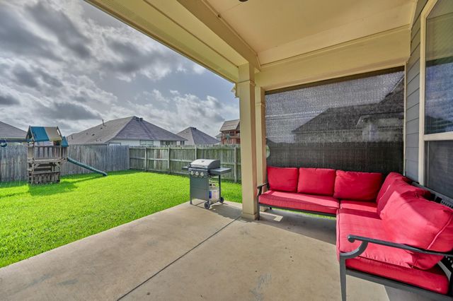 1005 Rootstock Road, Brenham, TX 77833