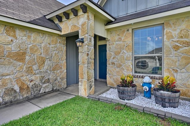 1005 Rootstock Road, Brenham, TX 77833