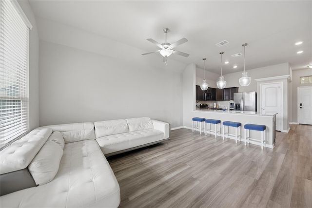 1005 Rootstock Road, Brenham, TX 77833