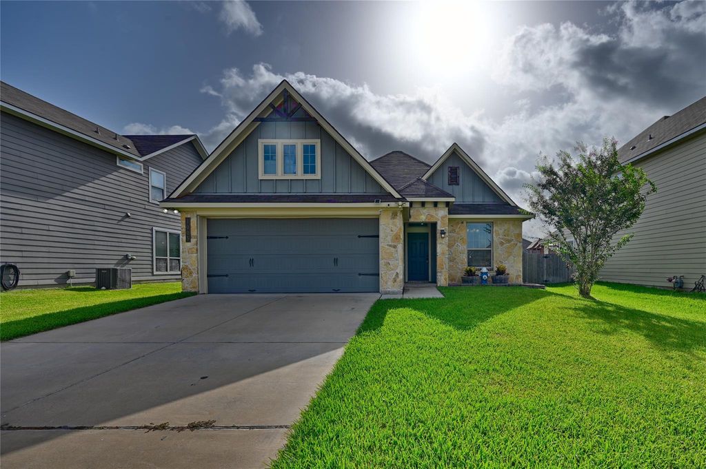 1005 Rootstock Road, Brenham, TX 77833
