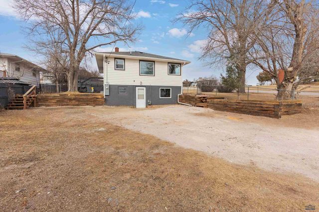 913 MILWAUKEE, Rapid City, SD 57701