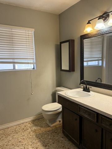 4312 Congressional Dr, Corpus Christi, TX 78413