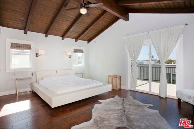 531 2nd Street, Hermosa Beach, CA 90254