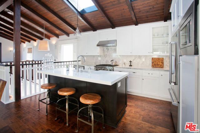 531 2nd Street, Hermosa Beach, CA 90254