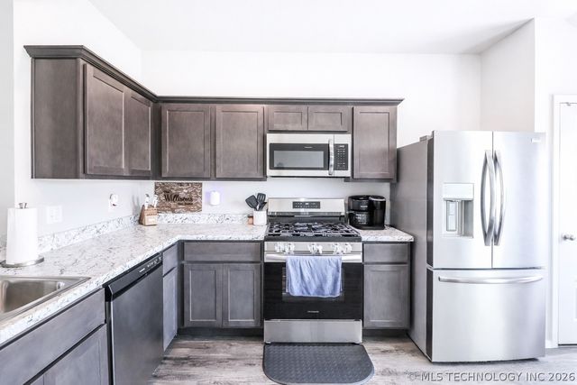 7516 E 143rd Place N, Collinsville, OK 74021