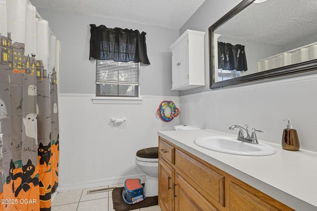 3616 Hawthorne Drive, Joplin, MO 64804