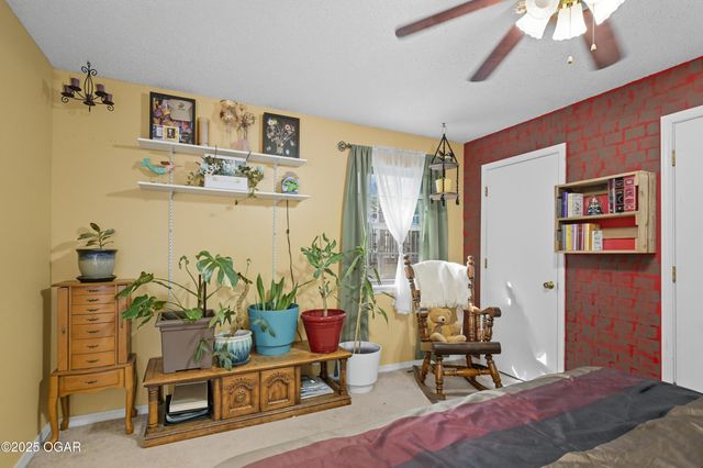 3616 Hawthorne Drive, Joplin, MO 64804