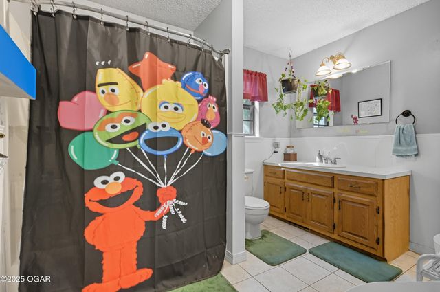 3616 Hawthorne Drive, Joplin, MO 64804