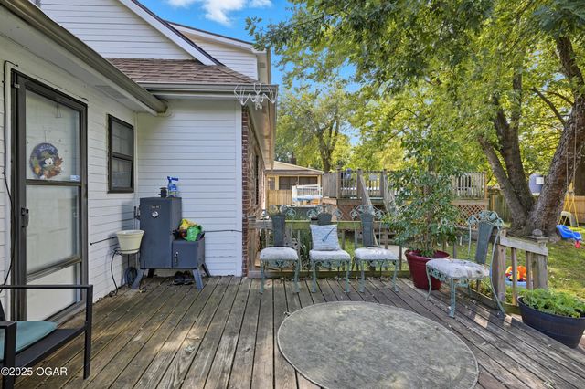 3616 Hawthorne Drive, Joplin, MO 64804