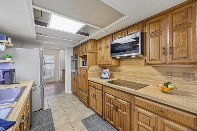 1201 Canadian Circle, Grand Prairie, TX 75050