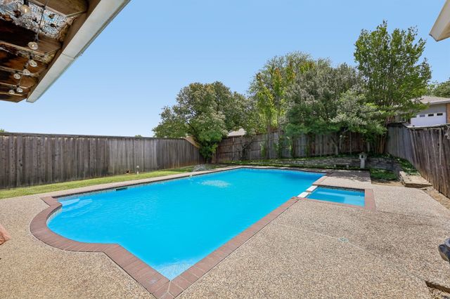 1201 Canadian Circle, Grand Prairie, TX 75050