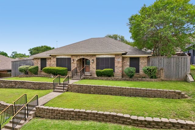 1201 Canadian Circle, Grand Prairie, TX 75050