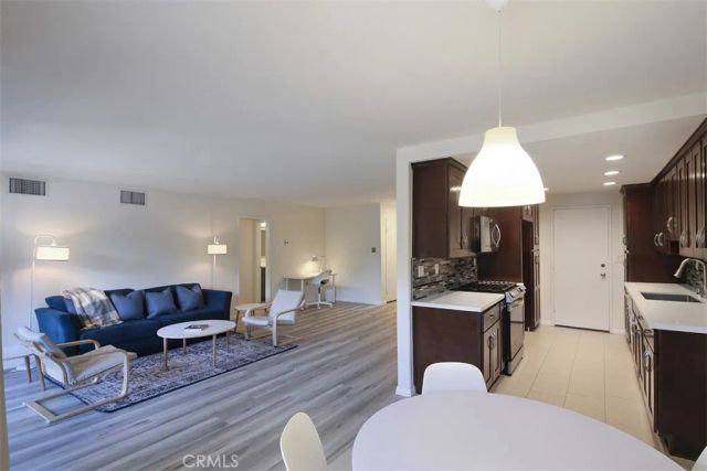 382 E E California 101, Pasadena, CA 91106