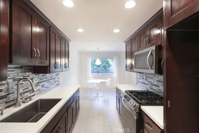 382 E E California 101, Pasadena, CA 91106