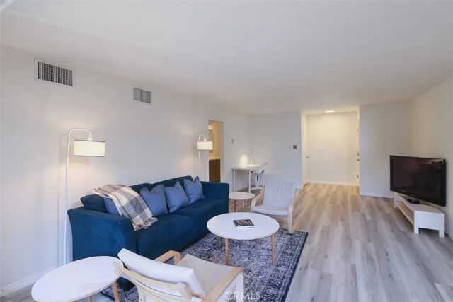 382 E E California 101, Pasadena, CA 91106
