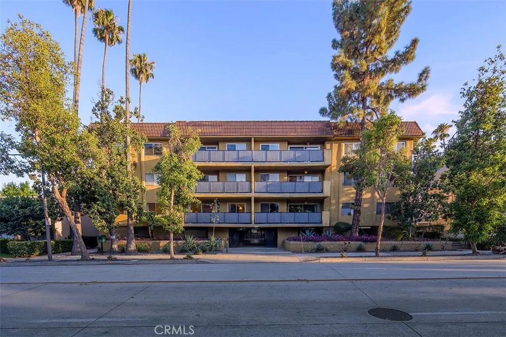 382 E E California 101, Pasadena, CA 91106
