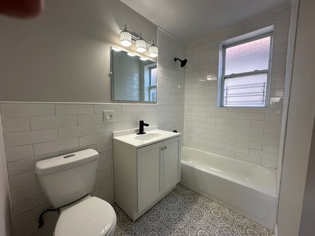 6924 S Aberdeen Street 2, Chicago, IL 60621