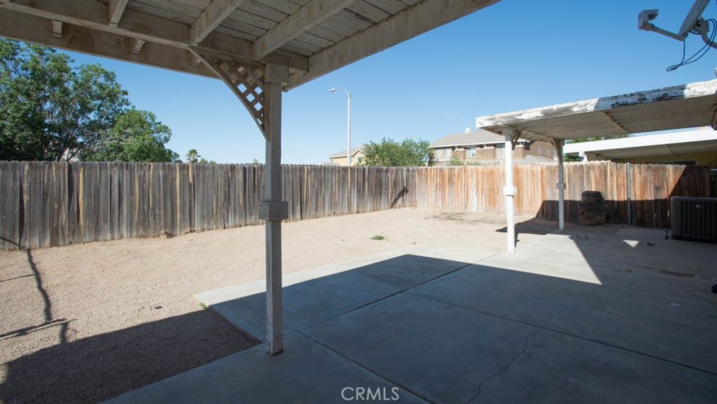 Image 17 of property listing at 3608 Brabham, Rosamond, CA 93560
