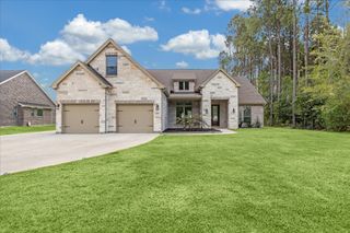 107 Road 6614, Dayton, TX 77535