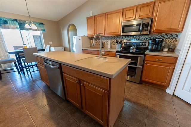 9689 SW 53 TERRACE, Ocala, FL 34476