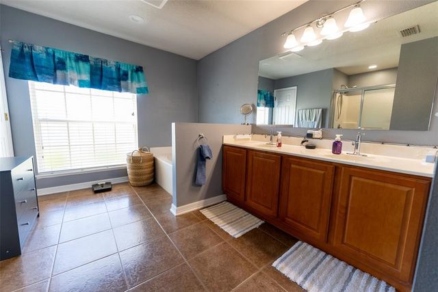 9689 SW 53 TERRACE, Ocala, FL 34476
