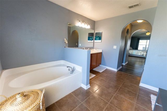 9689 SW 53 TERRACE, Ocala, FL 34476