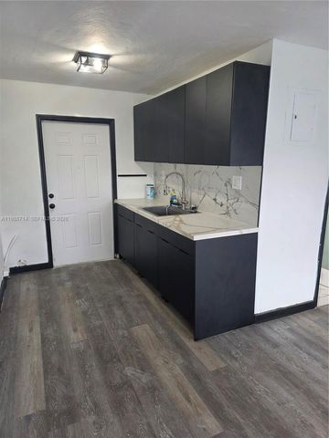 636 NW 14th Ter 1, Fort Lauderdale, FL 33311