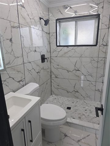 636 NW 14th Ter 1, Fort Lauderdale, FL 33311