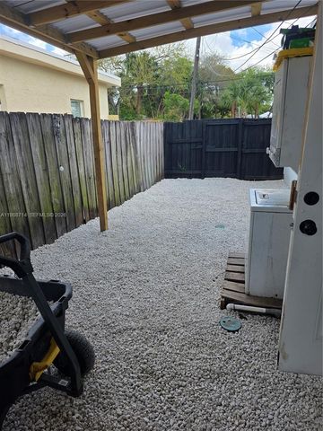 636 NW 14th Ter 1, Fort Lauderdale, FL 33311