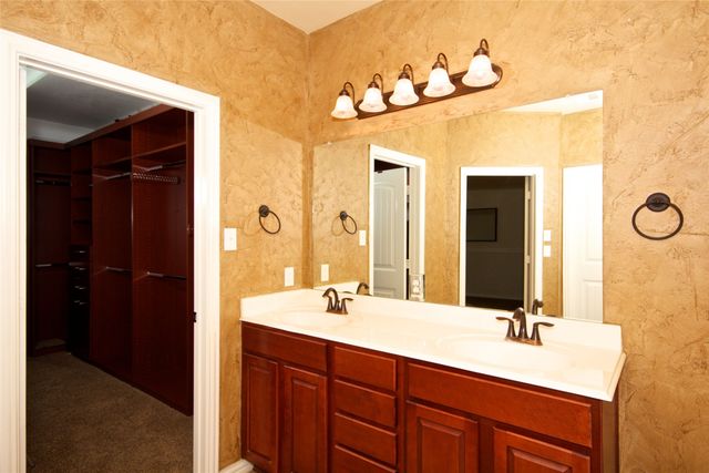 8709 Trolley Trail, Mckinney, TX 75070