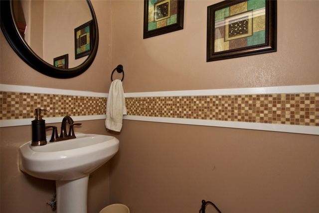 8709 Trolley Trail, Mckinney, TX 75070