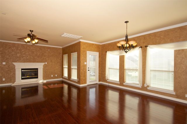 8709 Trolley Trail, Mckinney, TX 75070