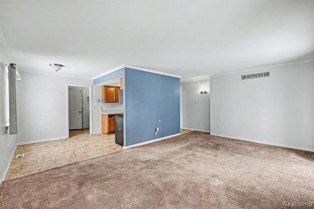 24326 Juliet Drive, Center Line, MI 48015