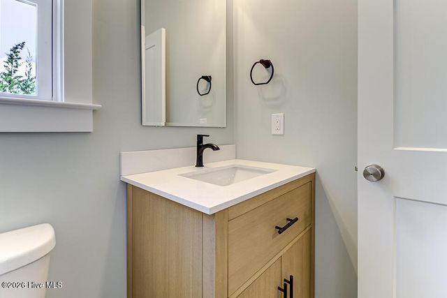 447 Factory Road, Hampstead, NC 28443