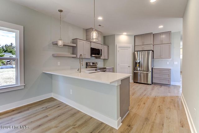 447 Factory Road, Hampstead, NC 28443