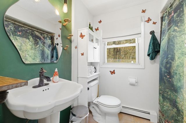 7 Barrows Ct, Norton, MA 02766