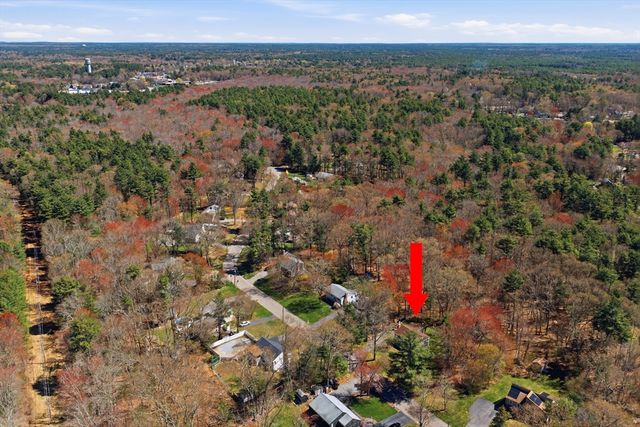 7 Barrows Ct, Norton, MA 02766