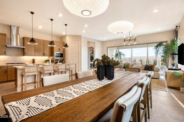 1450 E COCONINO Way, Gilbert, AZ 85298