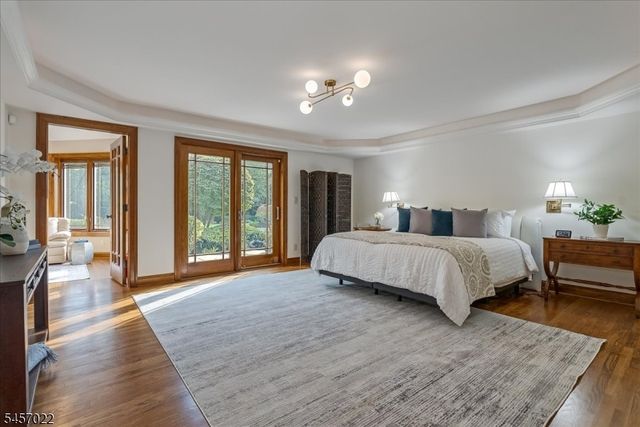 25 Notch Hill Dr, Livingston Twp., NJ 07039