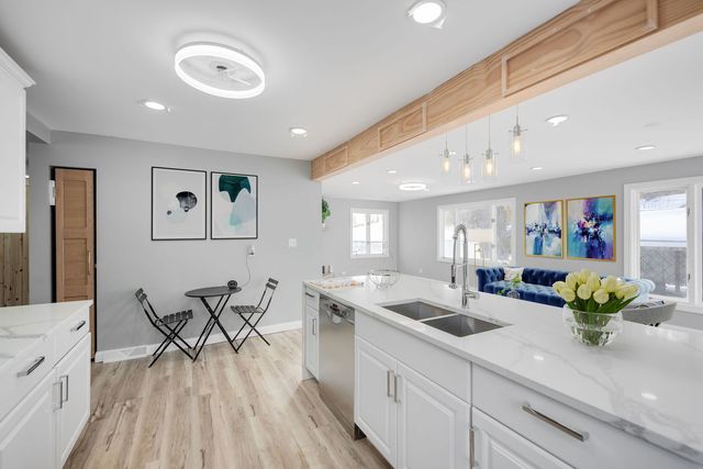 18504 Wentworth Avenue, Lansing, IL 60438