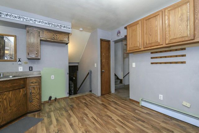 5210 S Balboa DRIVE, New Berlin, WI 53151