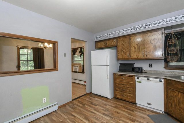 5210 S Balboa DRIVE, New Berlin, WI 53151
