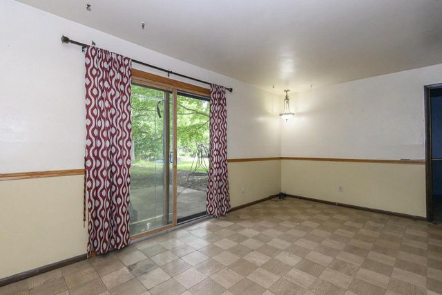 5210 S Balboa DRIVE, New Berlin, WI 53151