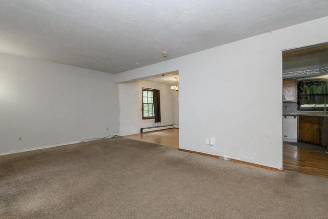 5210 S Balboa DRIVE, New Berlin, WI 53151