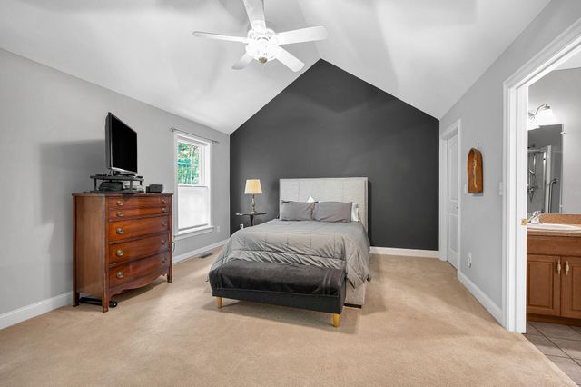 22 Town Village Drive, Salem, NH 03079
