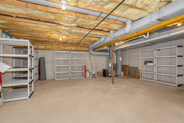 22 Town Village Drive, Salem, NH 03079