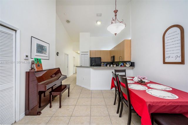 1212 NE 32nd Ter, Homestead, FL 33033