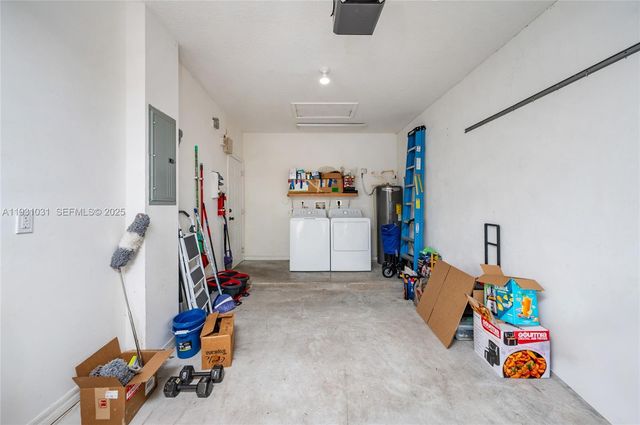 1212 NE 32nd Ter, Homestead, FL 33033