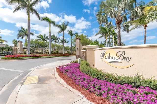 1212 NE 32nd Ter, Homestead, FL 33033