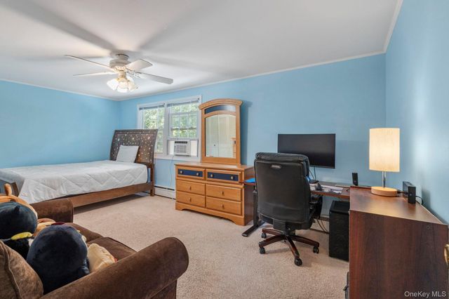 20 Spaulding Lane, Stony Brook, NY 11790